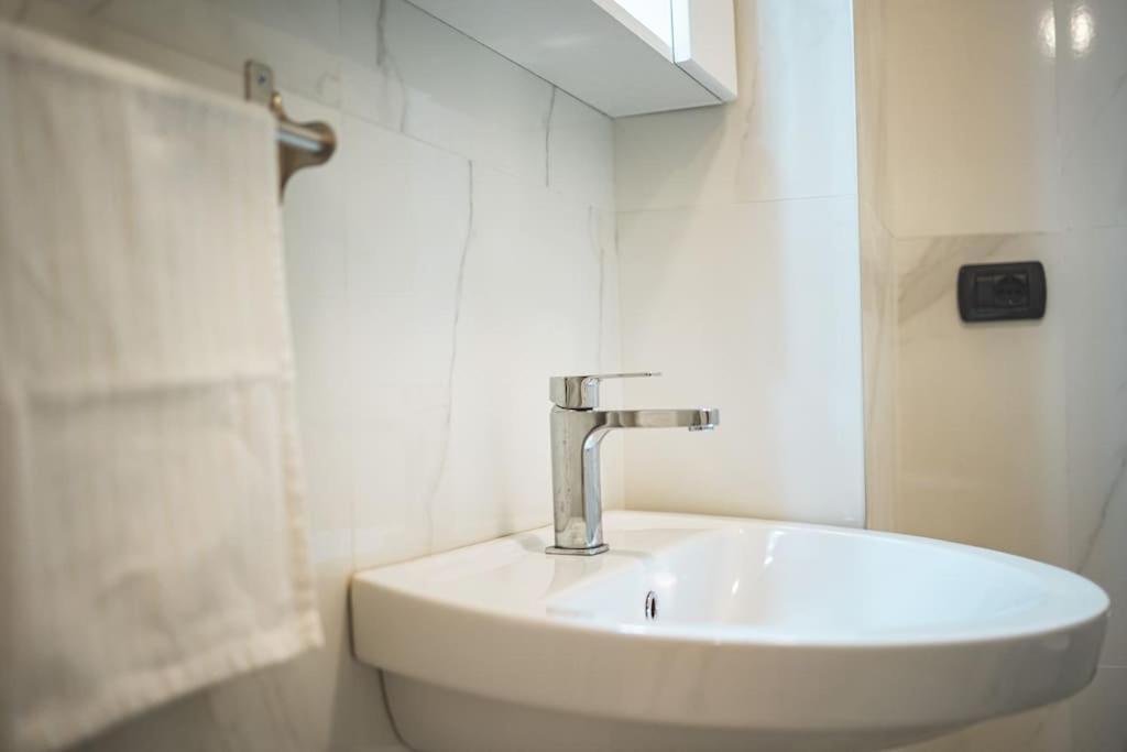Al Torrente Apartment Monza - Milano + Free Wifi Seveso Exterior photo